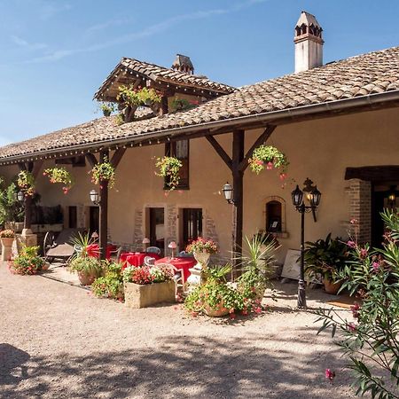 Hostellerie Sarrasine - Macon Est Replonges Buitenkant foto